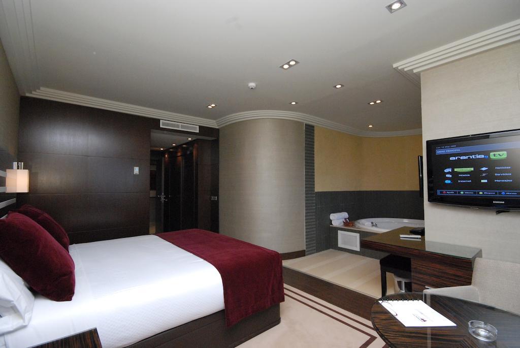 Hotel Los Penascales - Adults Only Las Rozas de Madrid Quarto foto