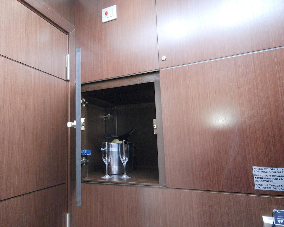 Hotel Los Penascales - Adults Only Las Rozas de Madrid Quarto foto